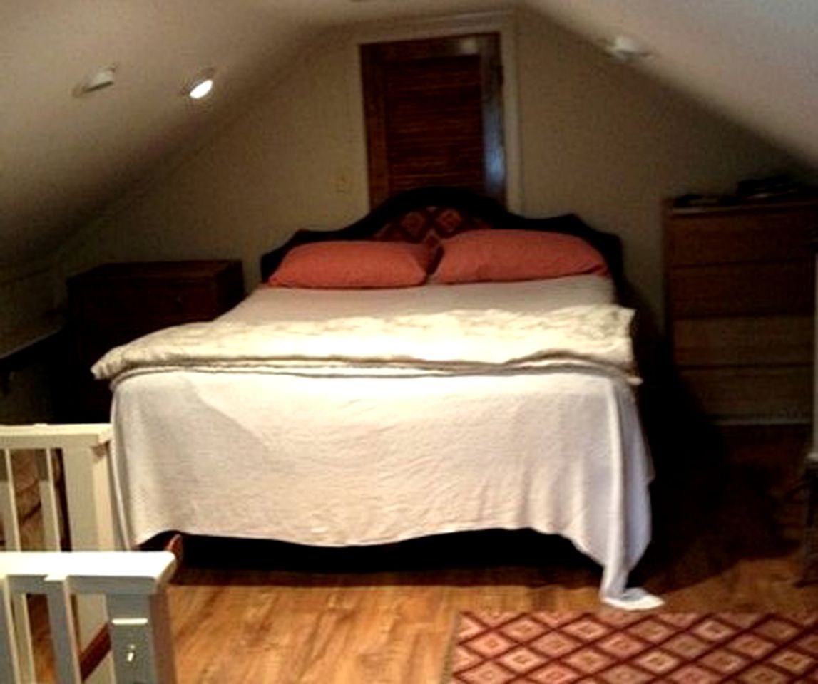 Large Family-Friendly Retreat with Cottage & Tipi along Jackson River, Virginia