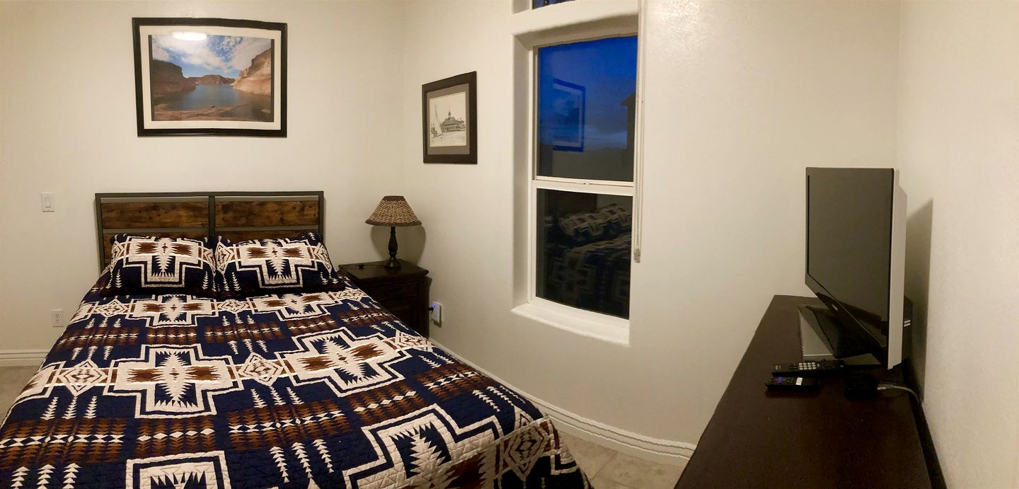 Large Family Retreat in Page, Arizona, Perfect for a Weekend Getaway for Large Groups