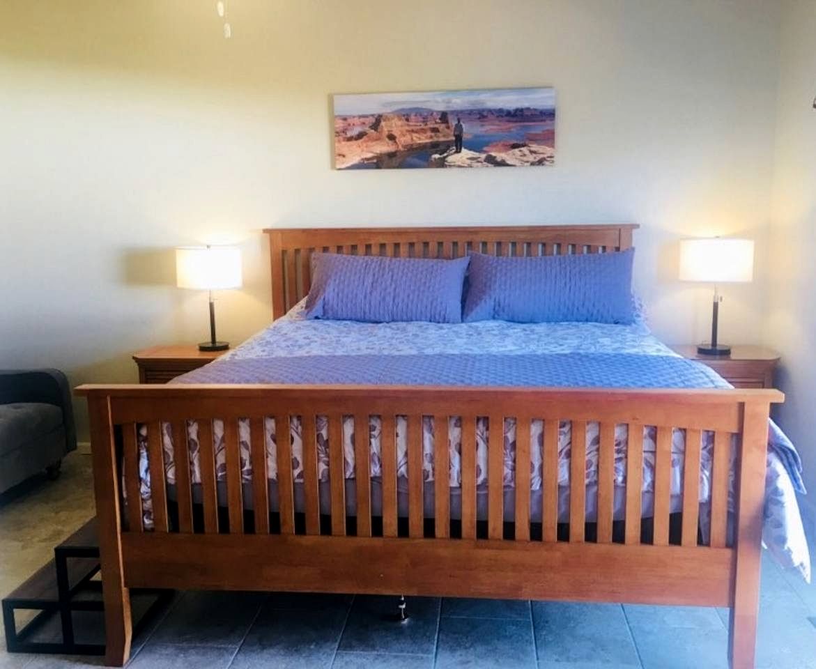 Large Family Retreat in Page, Arizona, Perfect for a Weekend Getaway for Large Groups