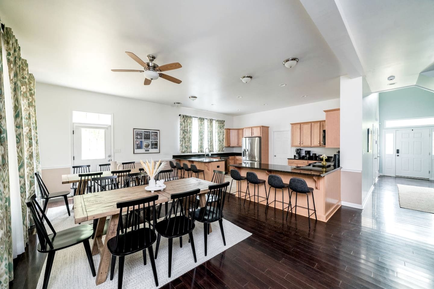 Large Rental with Fire Pit Ideal for Groups in Virginia