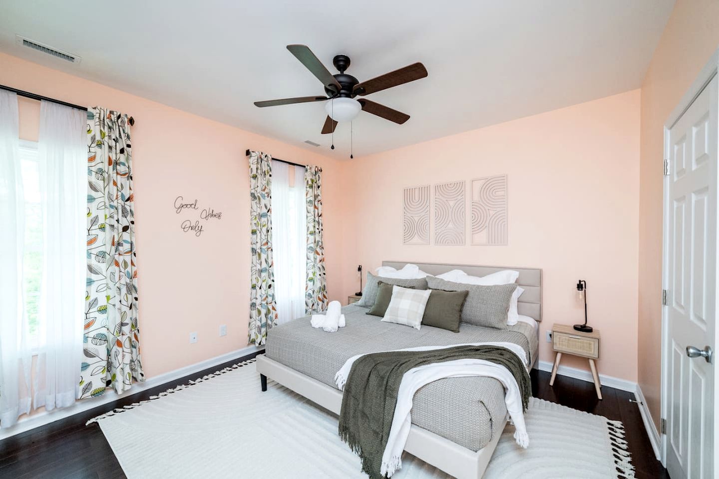Large Rental with Fire Pit Ideal for Groups in Virginia