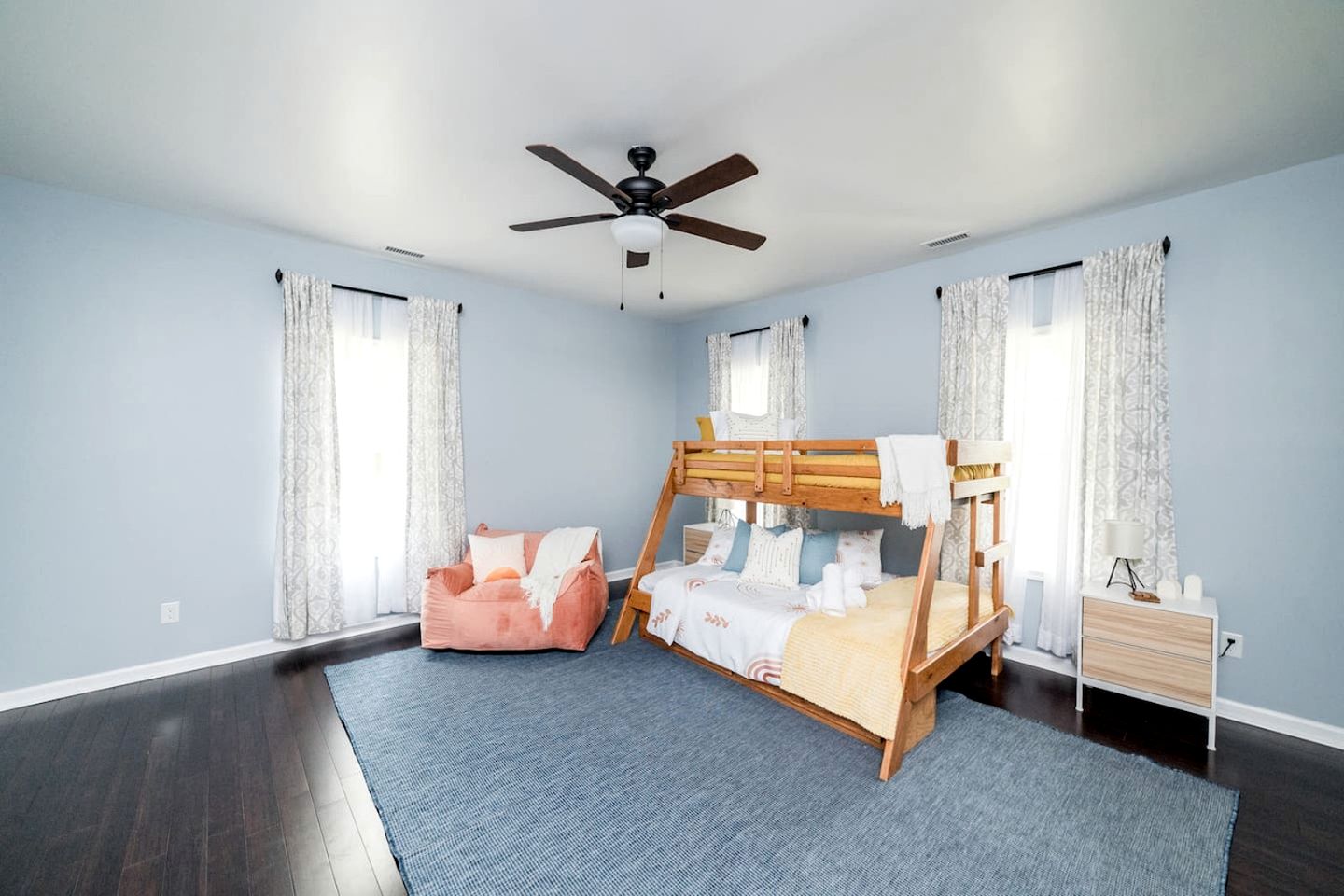 Large Rental with Fire Pit Ideal for Groups in Virginia