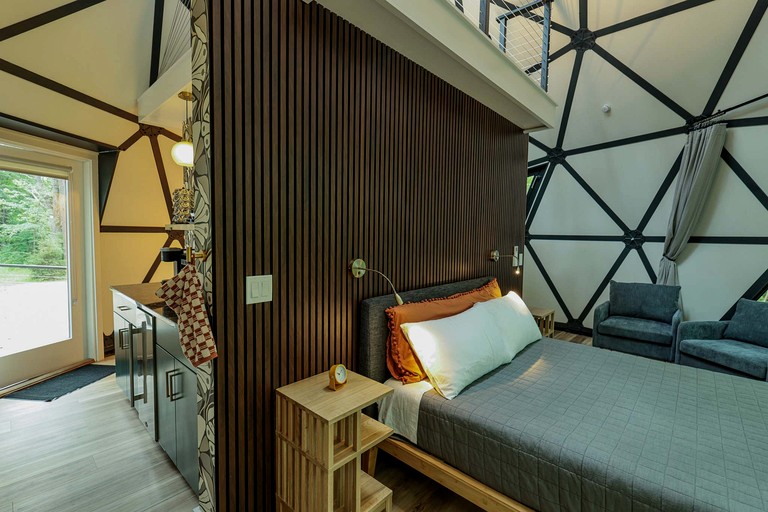 Domes (United States of America, Freeport, Maine)