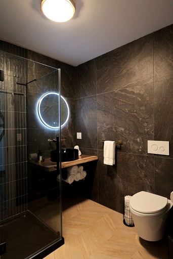 Cabins (United States of America, Freeport, Maine)