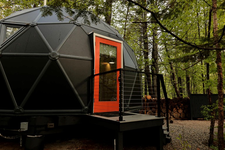 Domes (United States of America, Freeport, Maine)