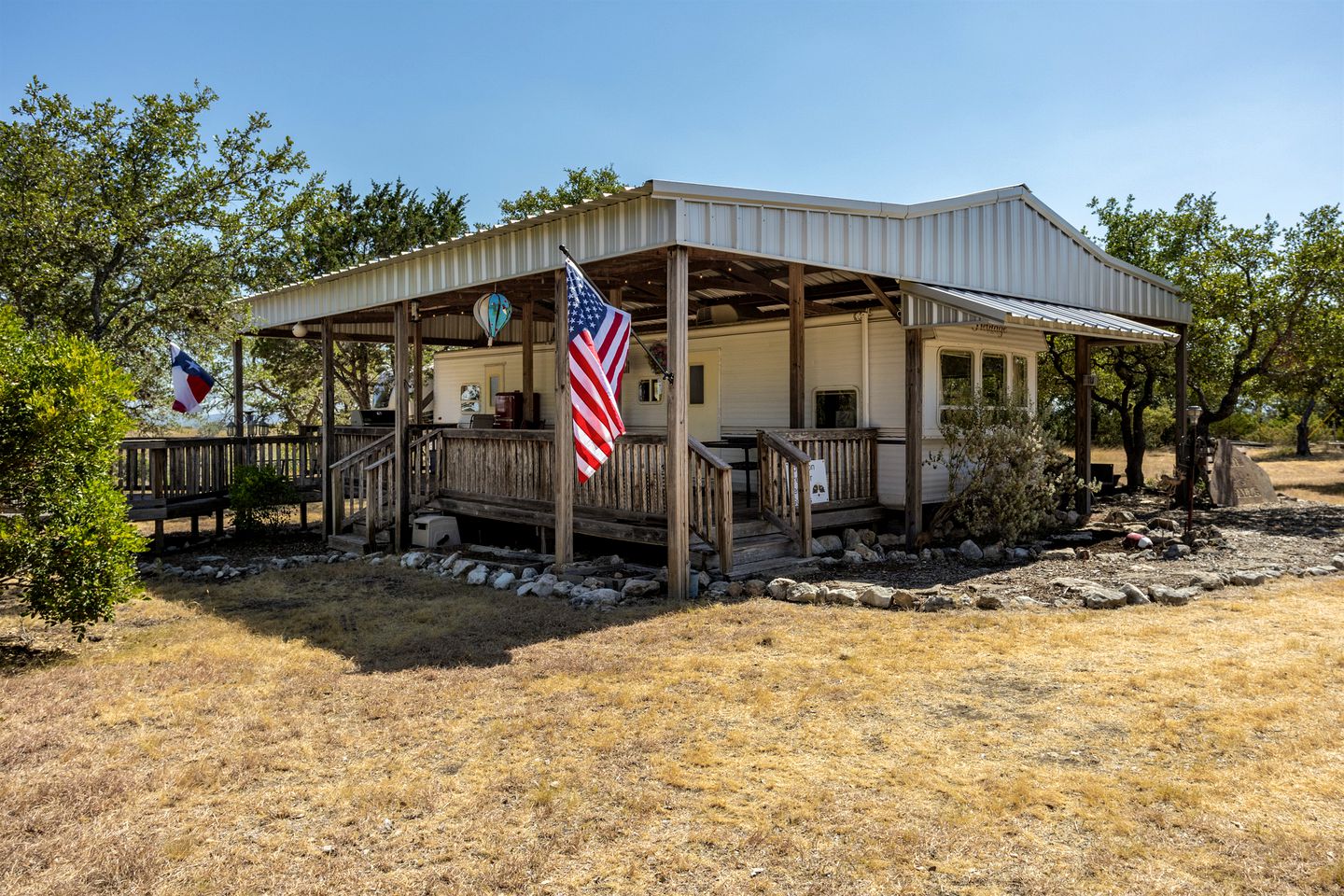 Large Pet Friendly Safari Tent, Perfect for Glamping in Texas