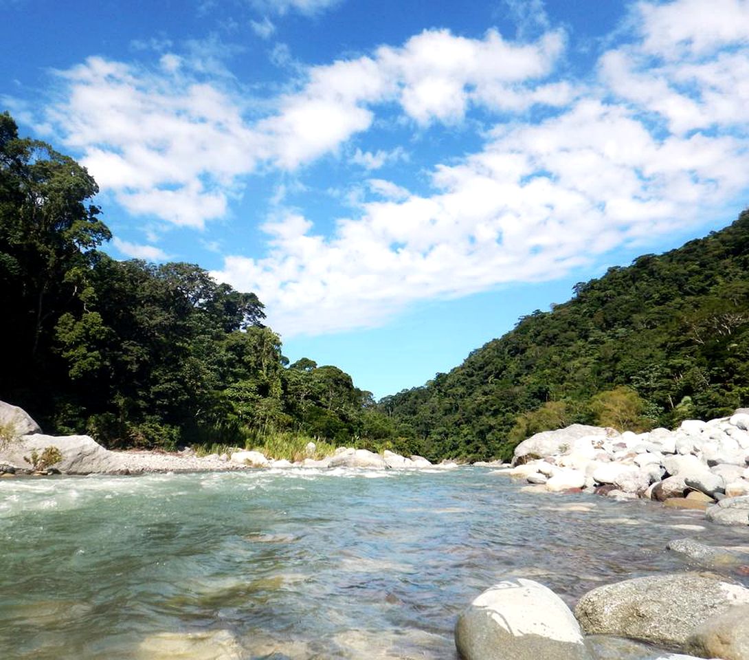 All Inclusive Hut Accommodation for a Weekend Getaway in La Ceiba, Honduras