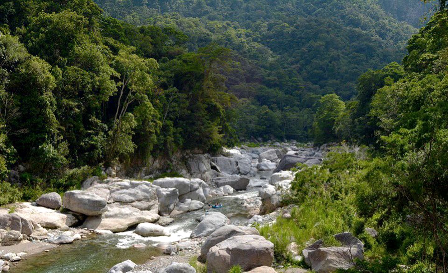 All Inclusive Hut Accommodation for a Weekend Getaway in La Ceiba, Honduras