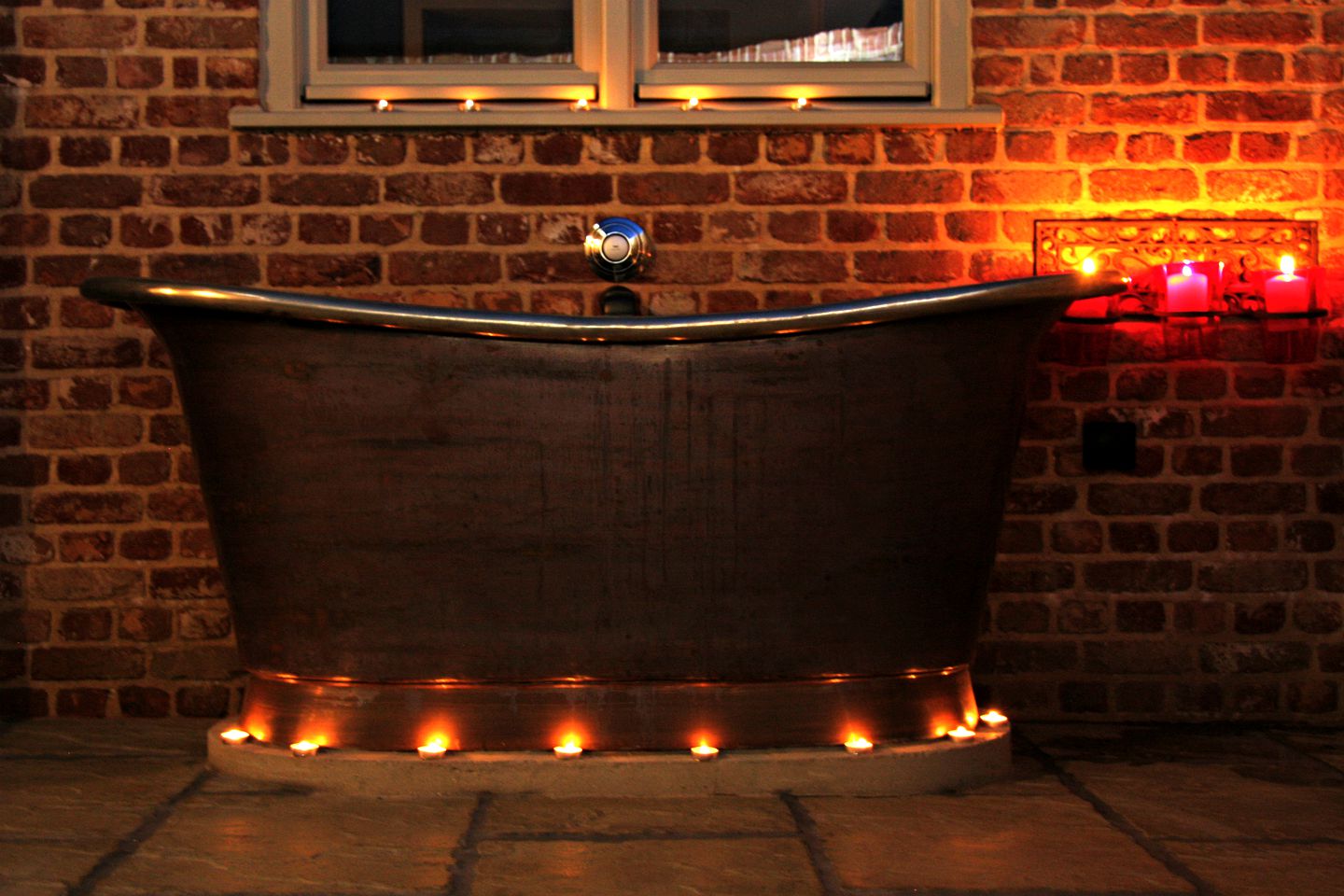 Charming Pet-Friendly Cottage Rental in Gorgeous Countryside of Dorset, England