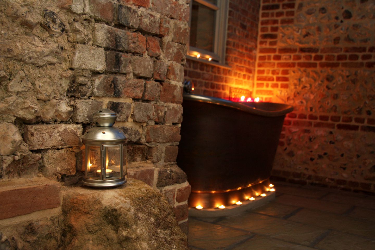 Charming Pet-Friendly Cottage Rental in Gorgeous Countryside of Dorset, England