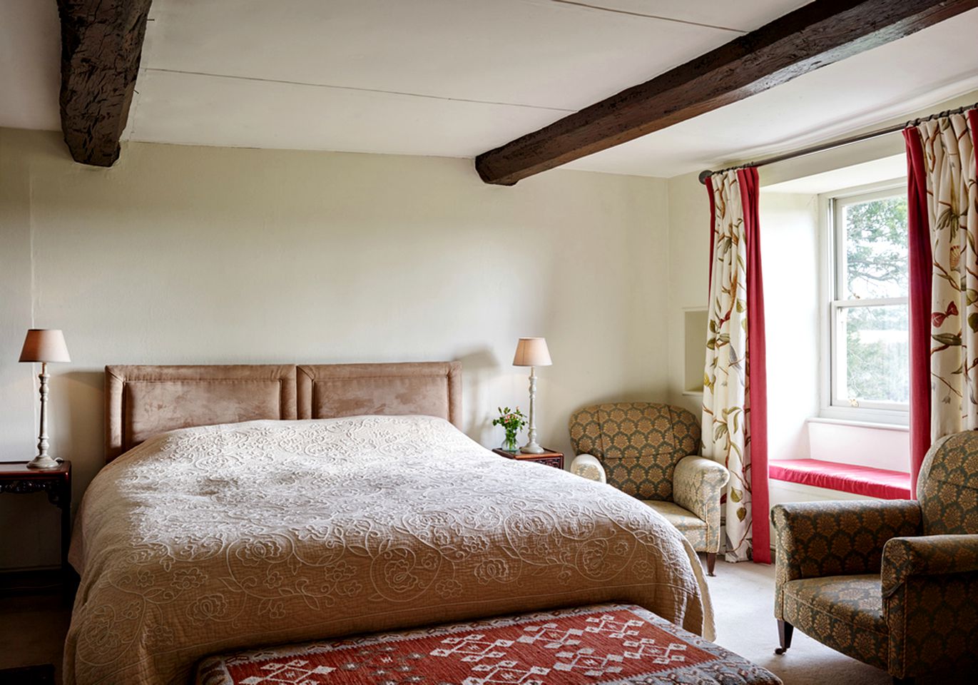 Self-Catering Luxury Countryside Rental for Large Groups in Dorset, England