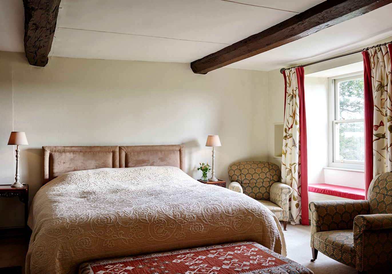 Self-Catering Luxury Countryside Rental for Large Groups in Dorset, England