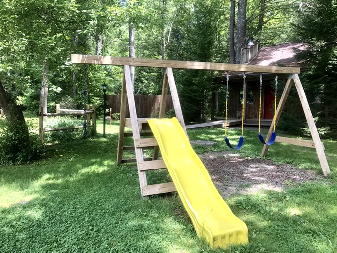 Cabins (Canadensis, Pennsylvania, United States)