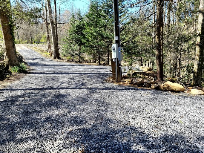 Cabins (United States of America, Cosby, Tennessee)