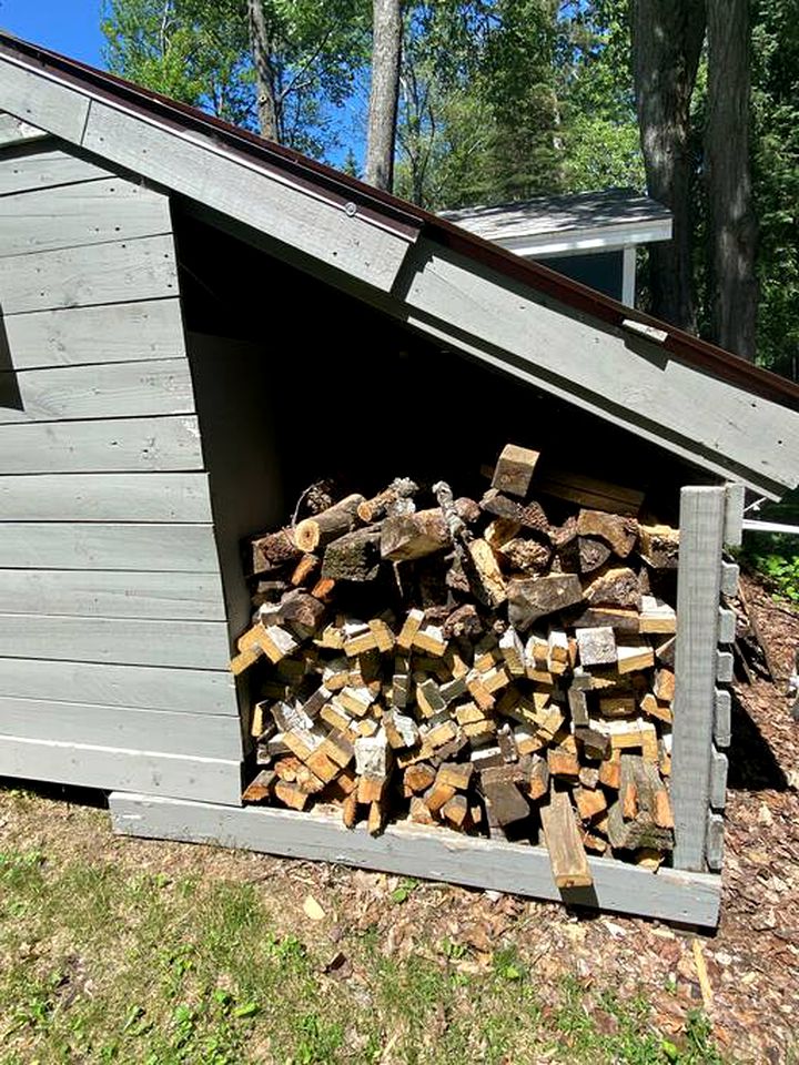 Peaceful and Pet-Friendly Lake Mitchell Cabin For an Exciting Escape by the Heart of the Manistee National Forest, Michigan