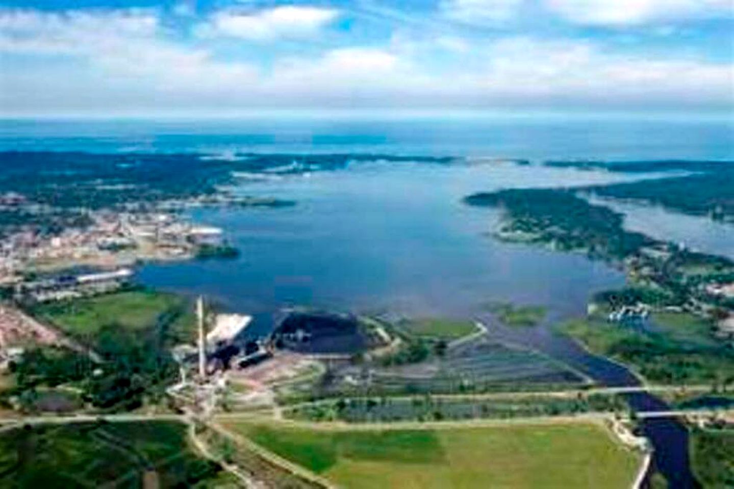 Peaceful and Pet-Friendly Lake Mitchell Cabin For an Exciting Escape by the Heart of the Manistee National Forest, Michigan