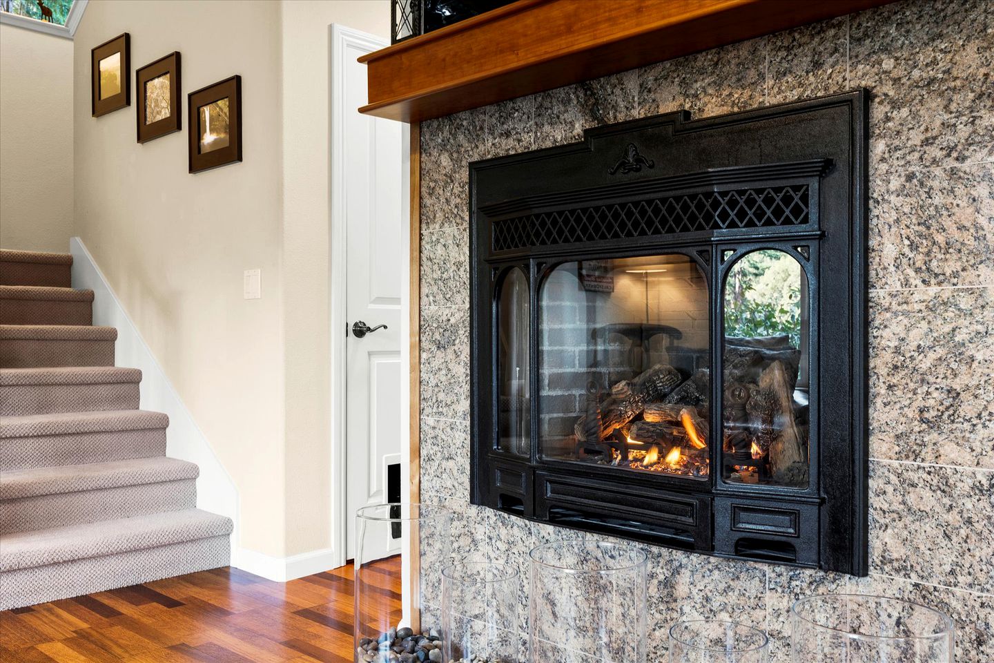 Guerneville Cabin with Hot Tub and Forest Views near Sonoma Wine Country