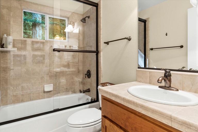 Cabins (United States of America, Guerneville, California)