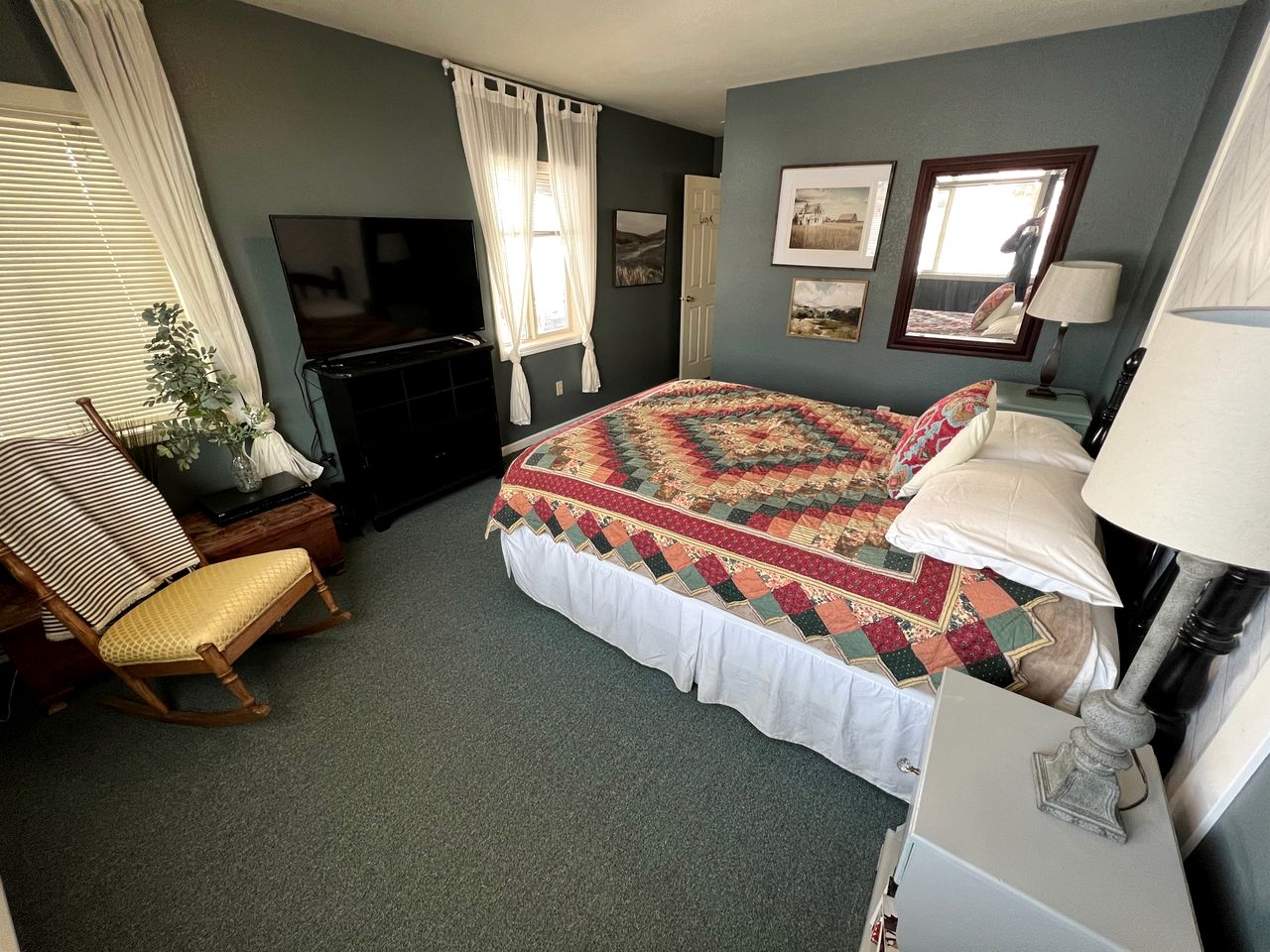 Spacious Vacation Home with Madison River Frontage near Yellowstone in Ennis, Montana