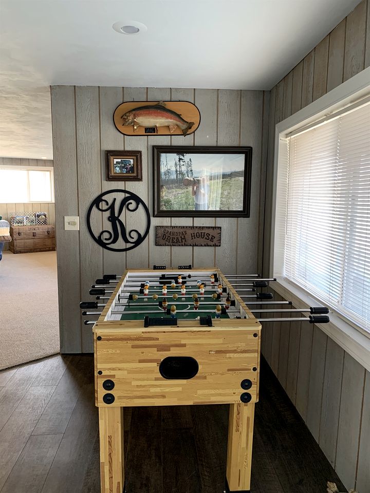 Spacious Vacation Home with Madison River Frontage near Yellowstone in Ennis, Montana