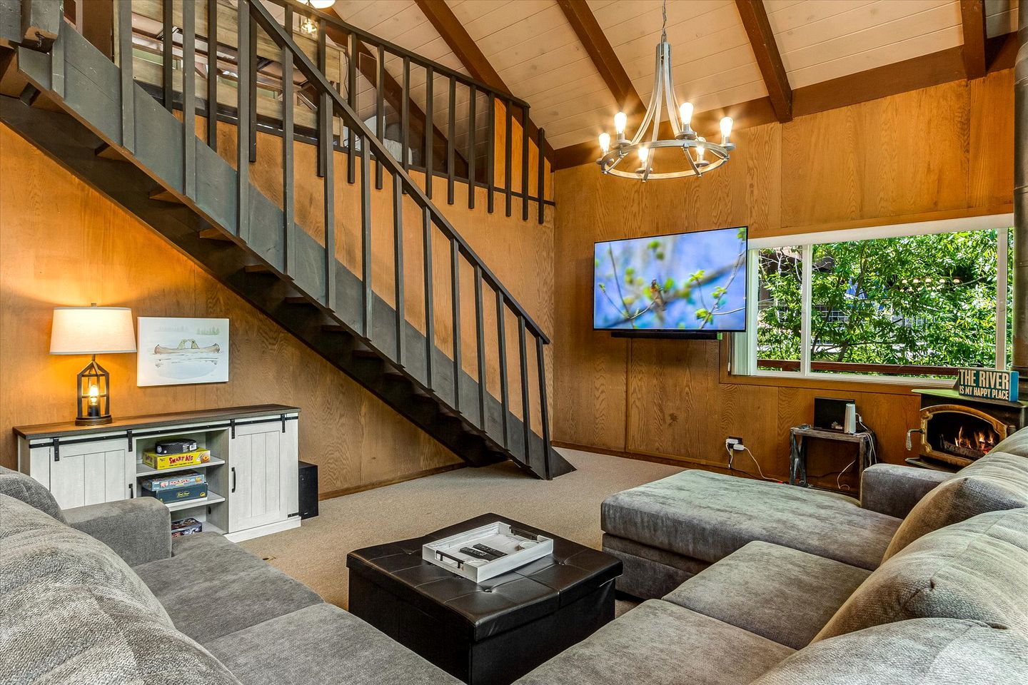 Luxury Log Cabin on the Russian River Surrounded by Redwoods State Natural Reserve in Guerneville, California