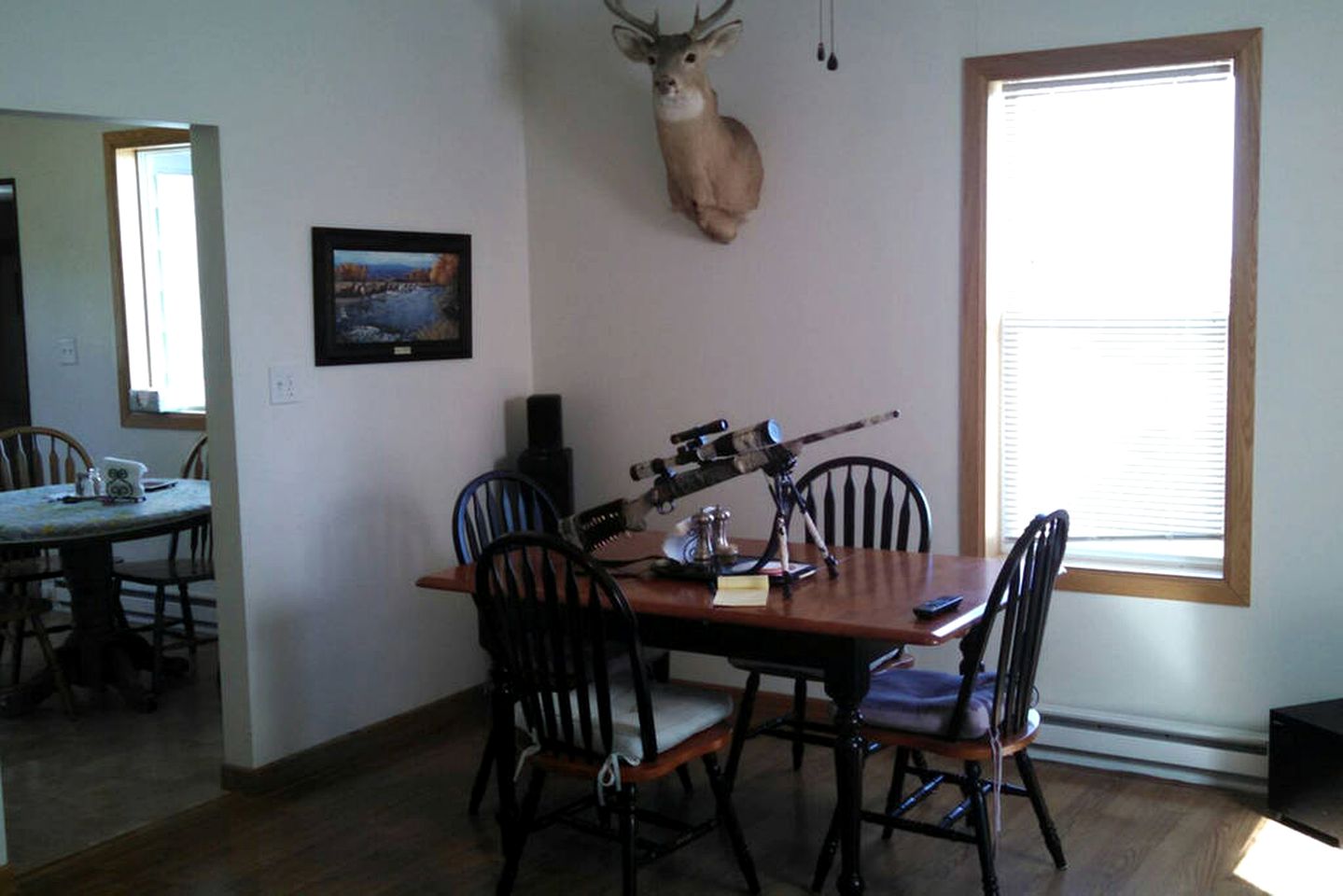 Family-Friendly Vacation Cottage with Hot Tub in Glenham, South Dakota