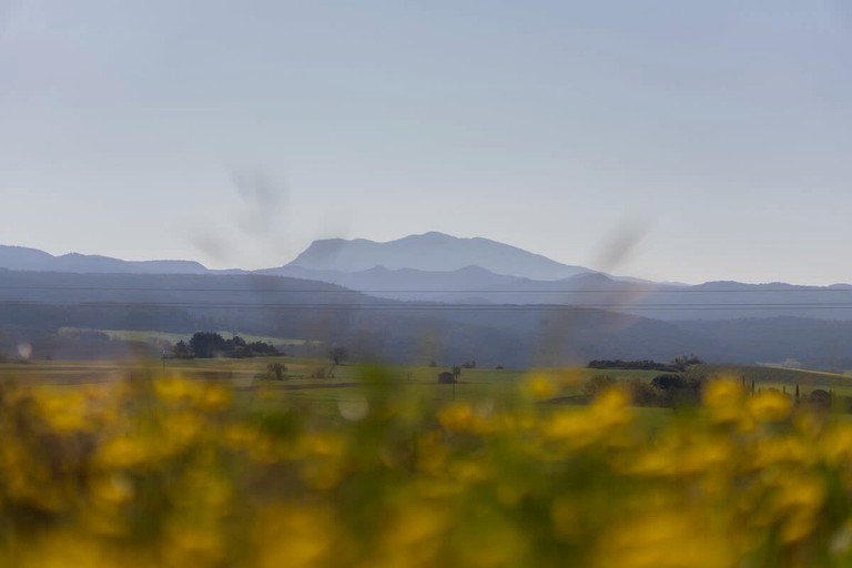 Vacation Rentals (France, --, Auvergne-Rhône-Alpes)