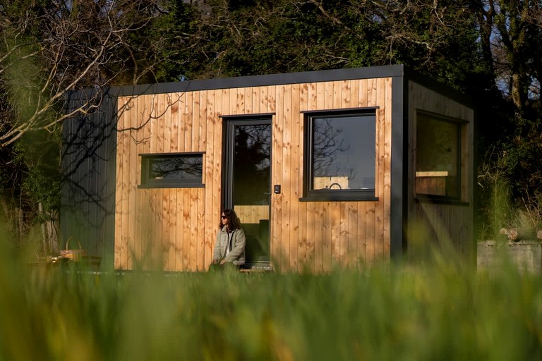 Vacation Rentals (France, --, Auvergne-Rhône-Alpes)