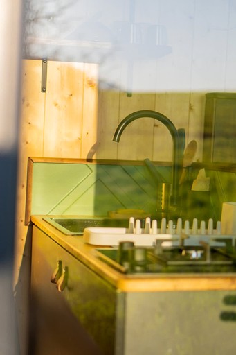 Vacation Rentals (France, --, Auvergne-Rhône-Alpes)