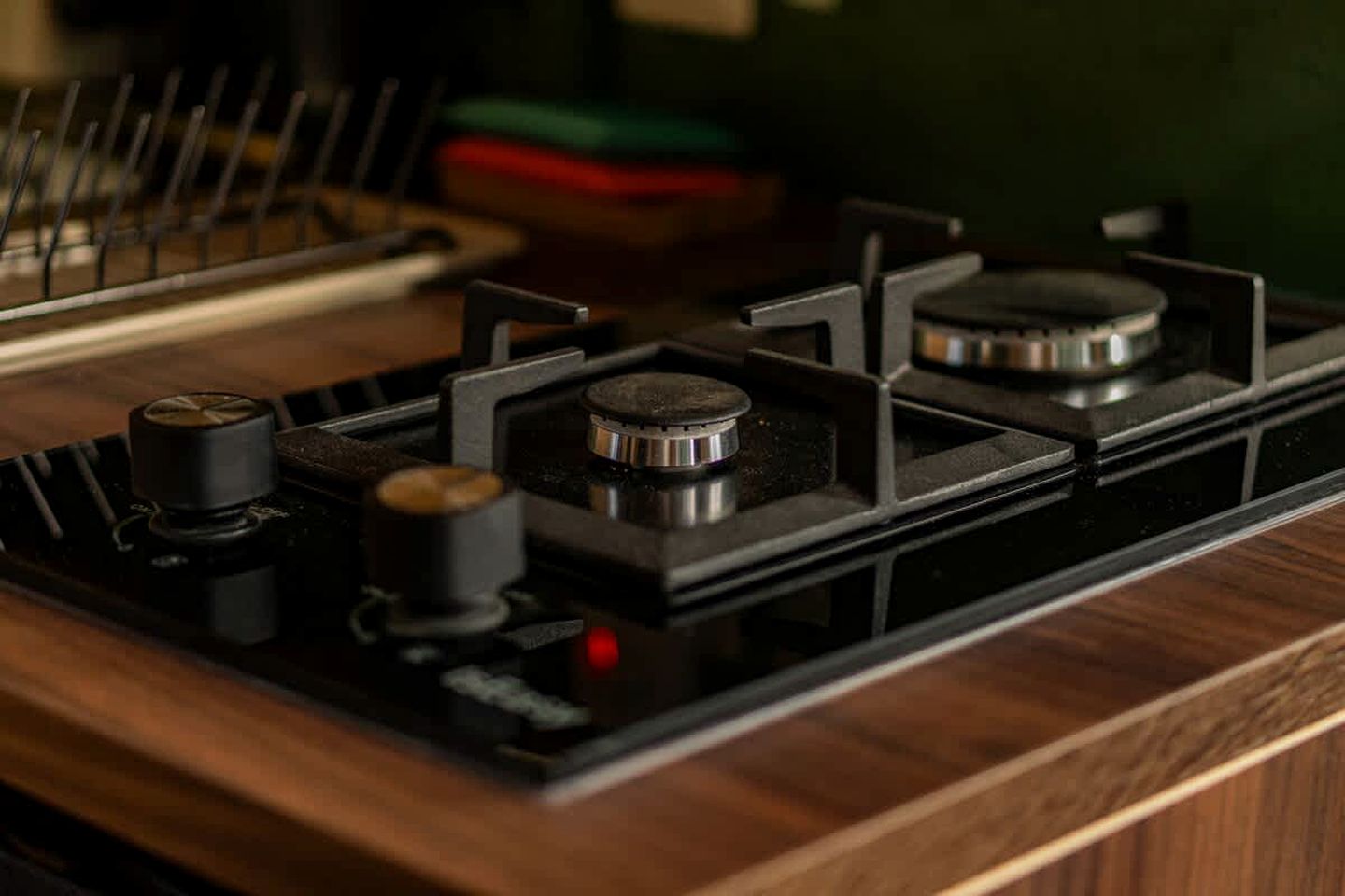 Serene Off-Grid Nature Tiny Home with Deer-Rut Views Near the Vercors | Gigors-et-Lozeron, France