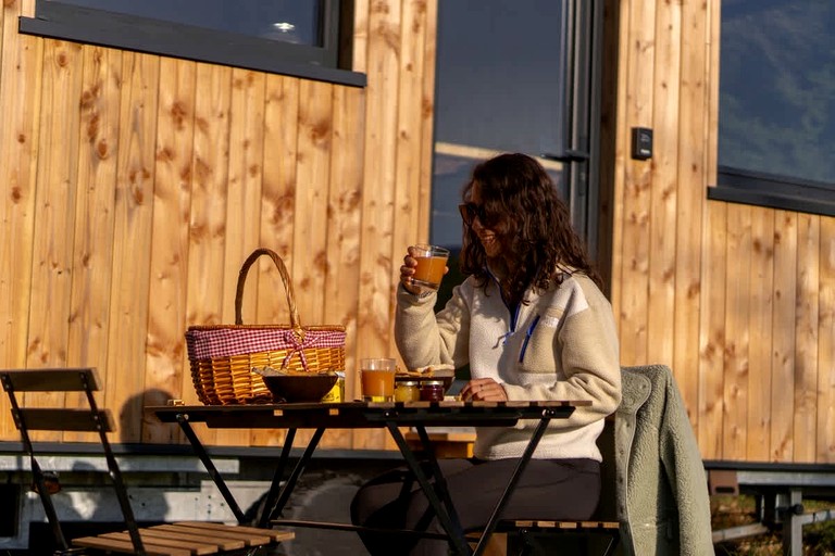 Vacation Rentals (France, --, Auvergne-Rhône-Alpes)