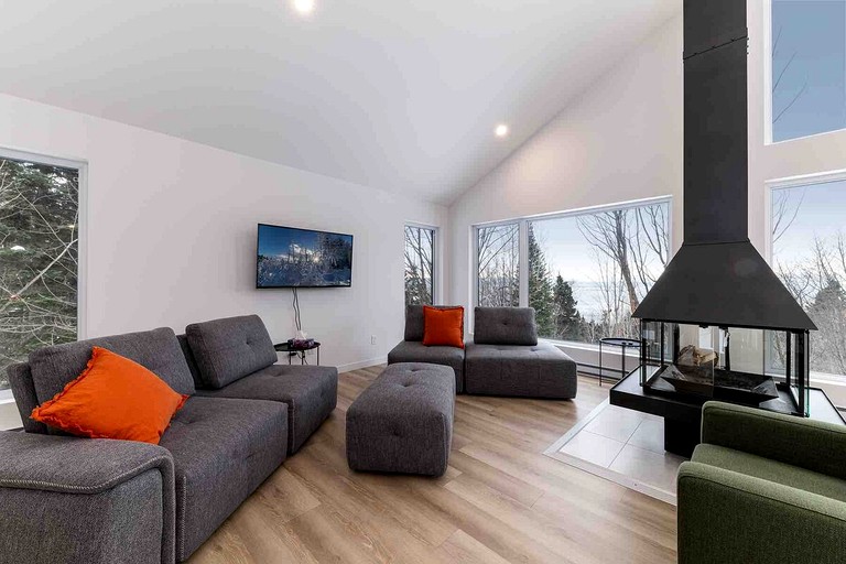 Vacation Rentals (Canada, Petite-Rivière-Saint-François, Quebec)