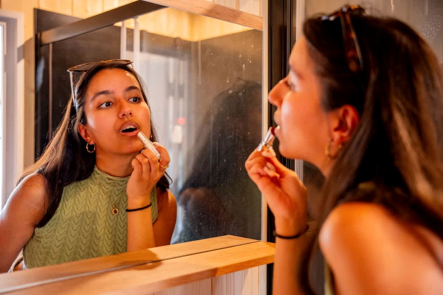 Charming Eco Tiny Home with Organic Wine & Goji Tasting near Saint-Émilion, Gironde