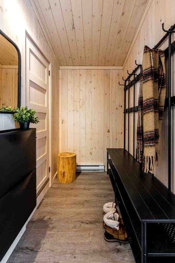 Designer Rentals (United States of America, Charlevoix, Michigan)