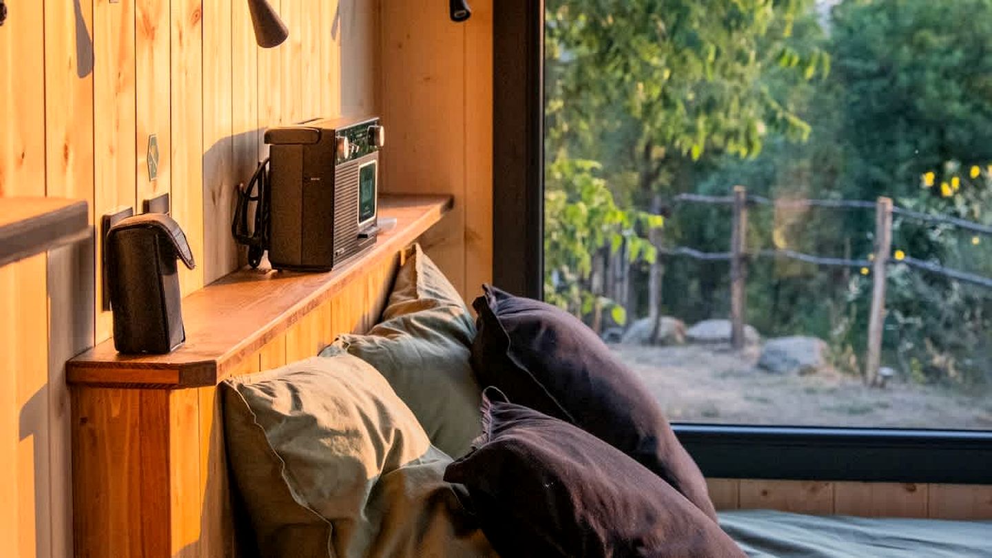 Charming Eco-Friendly Tiny Home with Mediterranean Horizon Views Near Céret | France