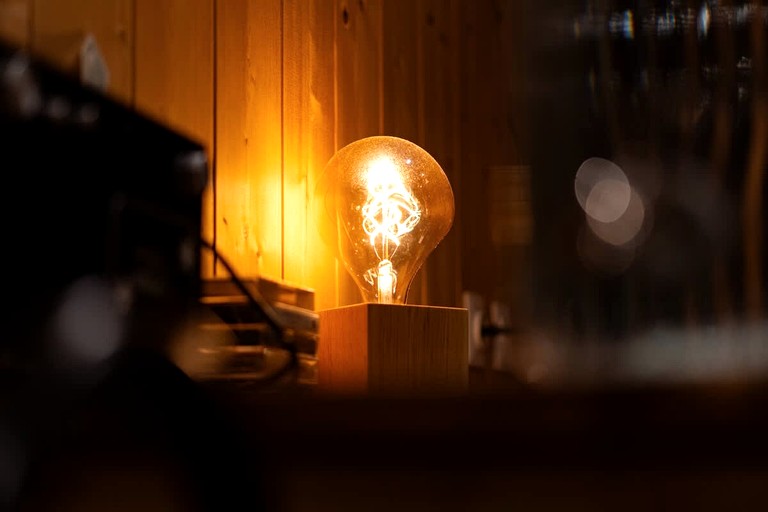 Vacation Rentals (France, --, Auvergne-Rhône-Alpes)