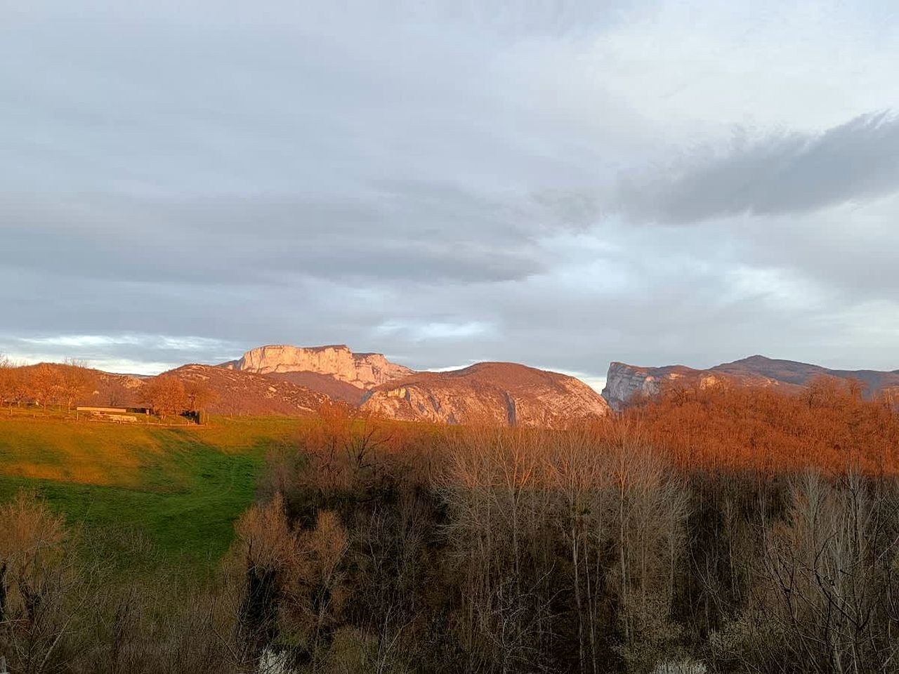 Panoramic Eco-Lodge with Orchard & Animal Friends Near Saint-André-en-Royans | Vercors, France
