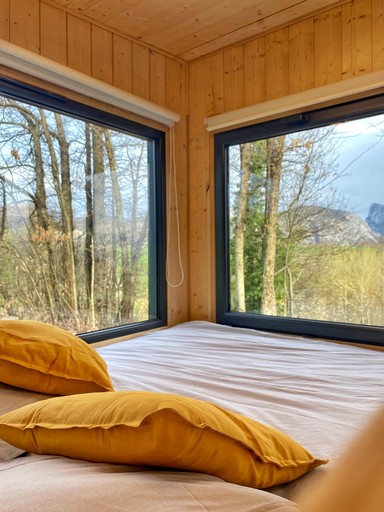 Vacation Rentals (France, --, Auvergne-Rhône-Alpes)