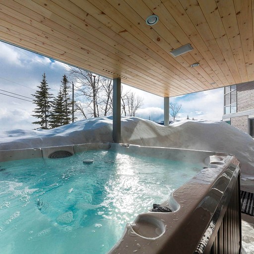 Vacation Rentals (Canada, Petite-Rivière-Saint-François, Quebec)