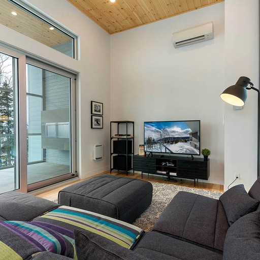 Vacation Rentals (Canada, Petite-Rivière-Saint-François, Quebec)