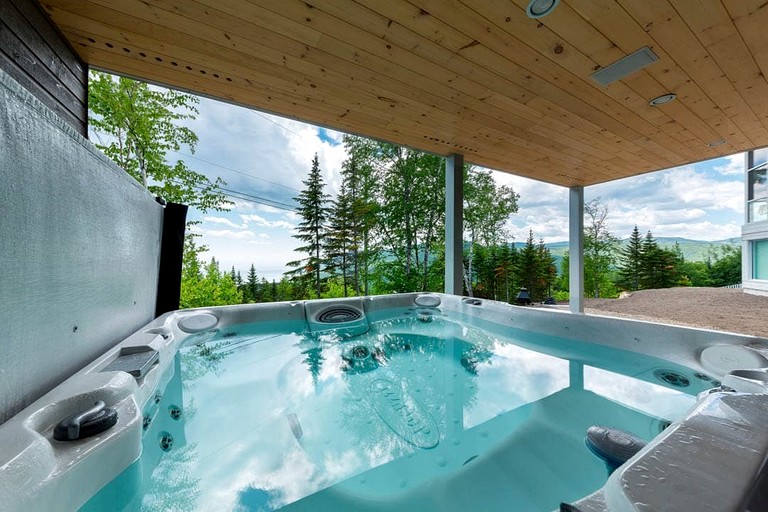 Vacation Rentals (Canada, Petite-Rivière-Saint-François, Quebec)