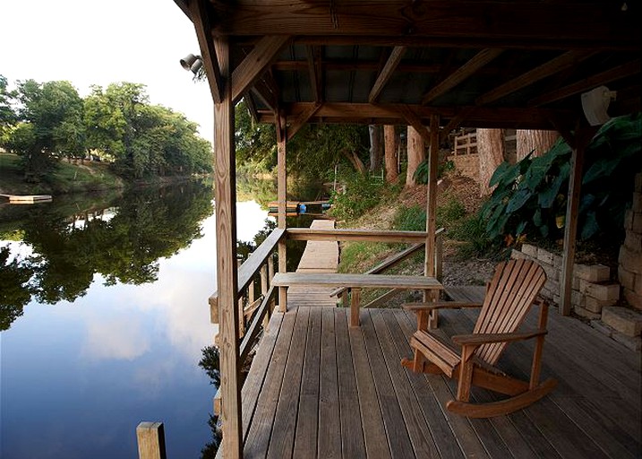 Waterfront Glamping Stay on Guadalupe River in Texas