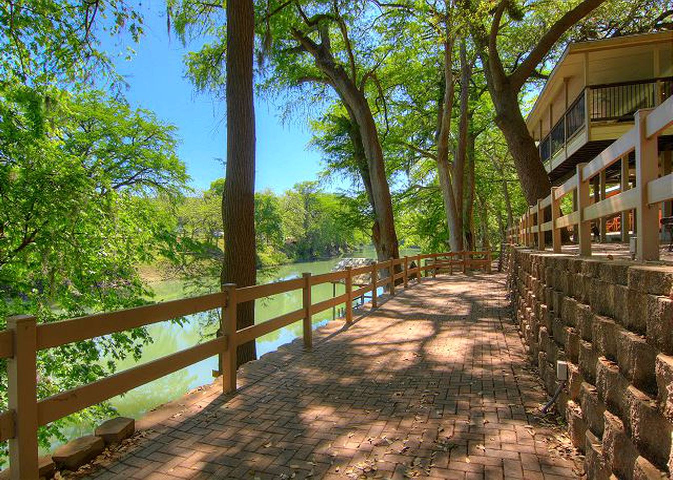 Waterfront Glamping Stay on Guadalupe River in Texas