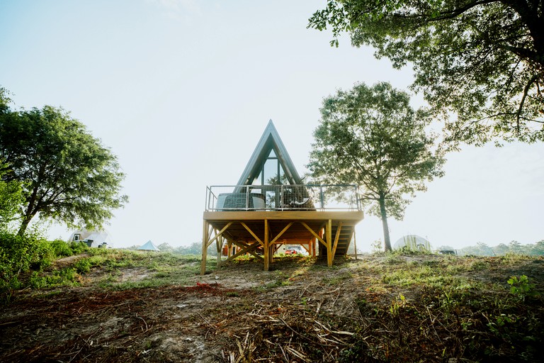 Romantic A-Frame Cabin with Hot Tub Perfect for Couples in Cedar Bluff, Alabama