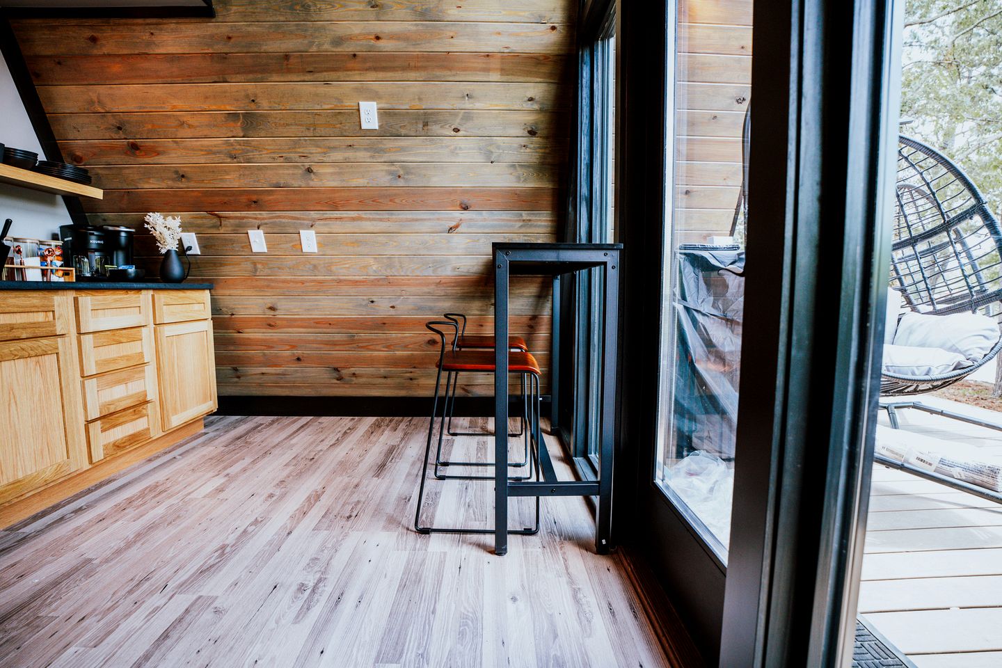 Romantic A-Frame Cabin with Hot Tub Perfect for Couples in Cedar Bluff, Alabama