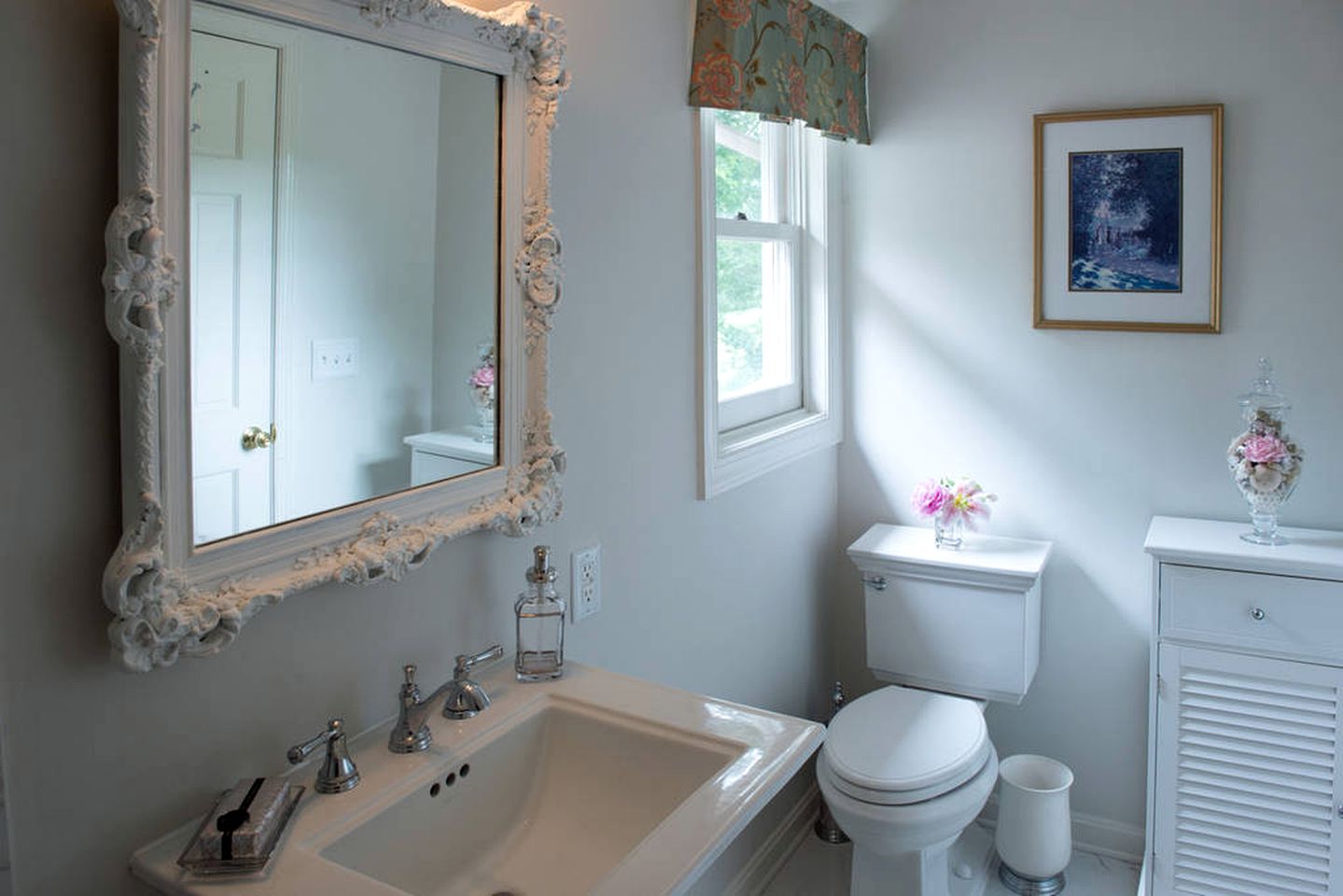 Captivating Cottage with Blue Ridge Mountain Views in Little Washington, Virginia