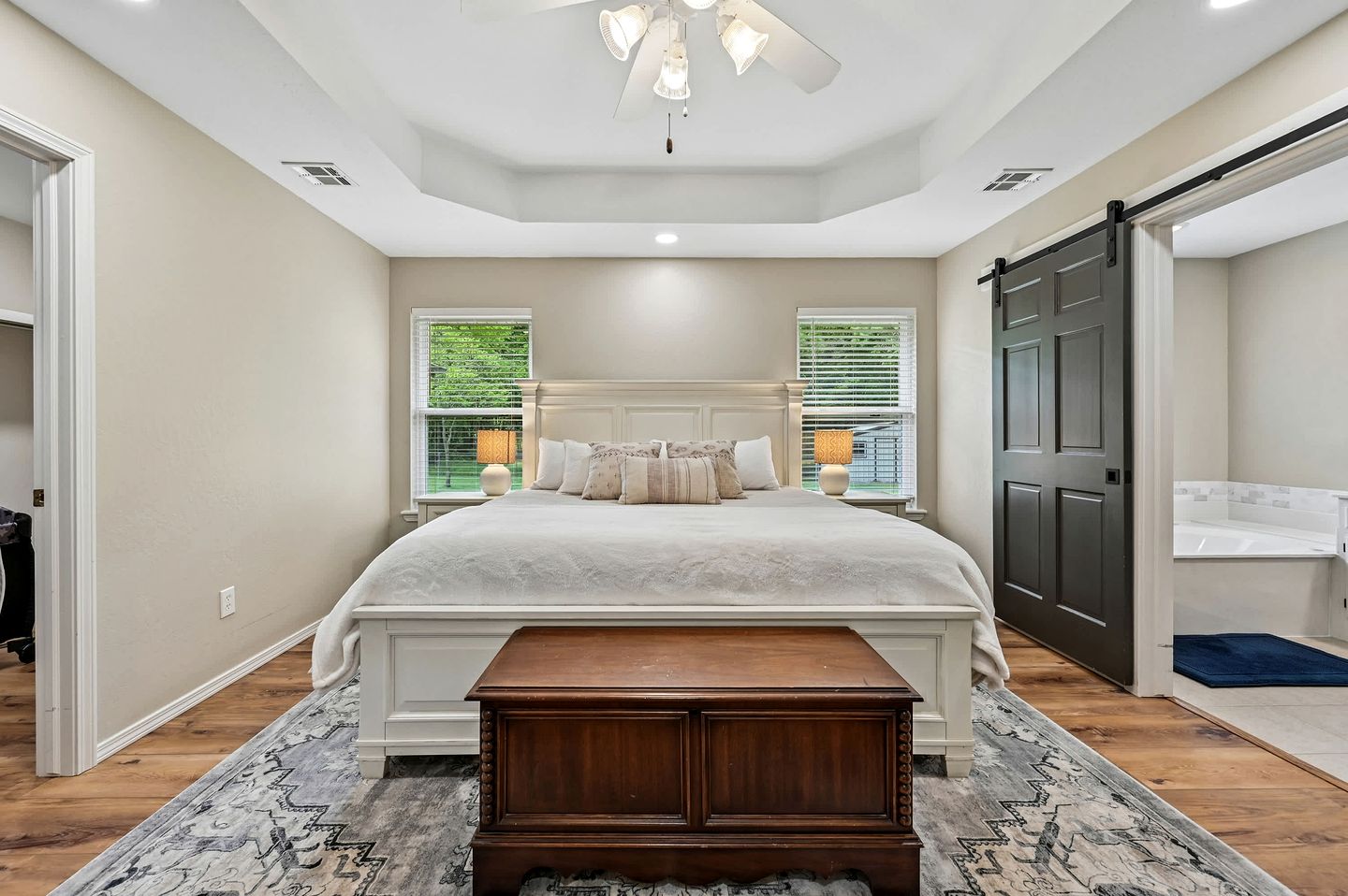 Serene Getaway with Fireplace, Grill & Outdoor Lounge in Grove, Oklahoma