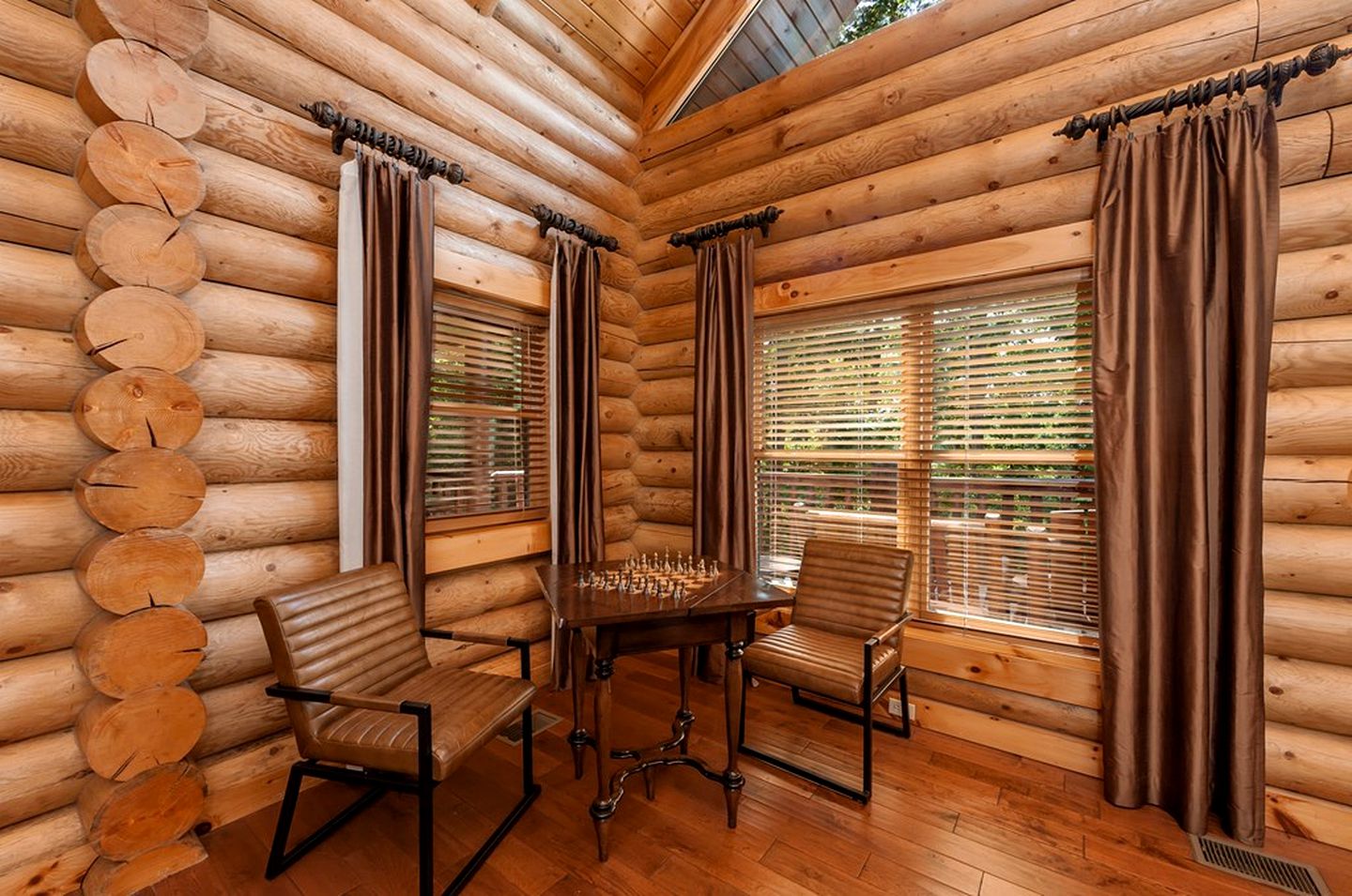 Unforgettable Family Vacations in this Stunning Rental with Indoor Pool in Sevierville, Tennessee