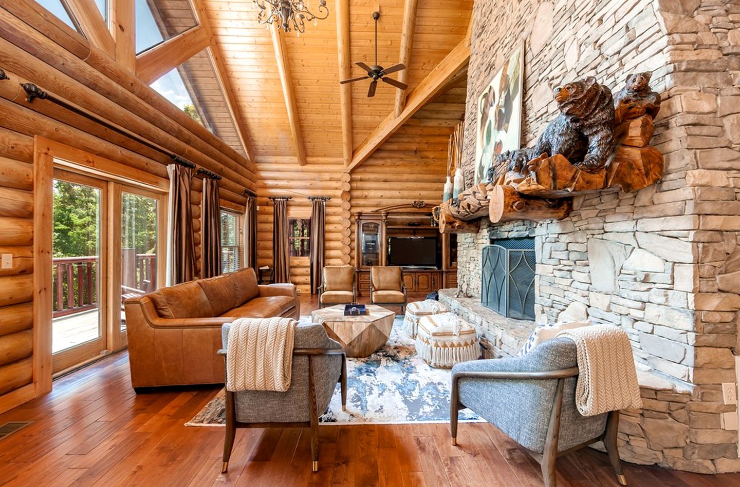 Unforgettable Family Vacations in this Stunning Rental with Indoor Pool in Sevierville, Tennessee