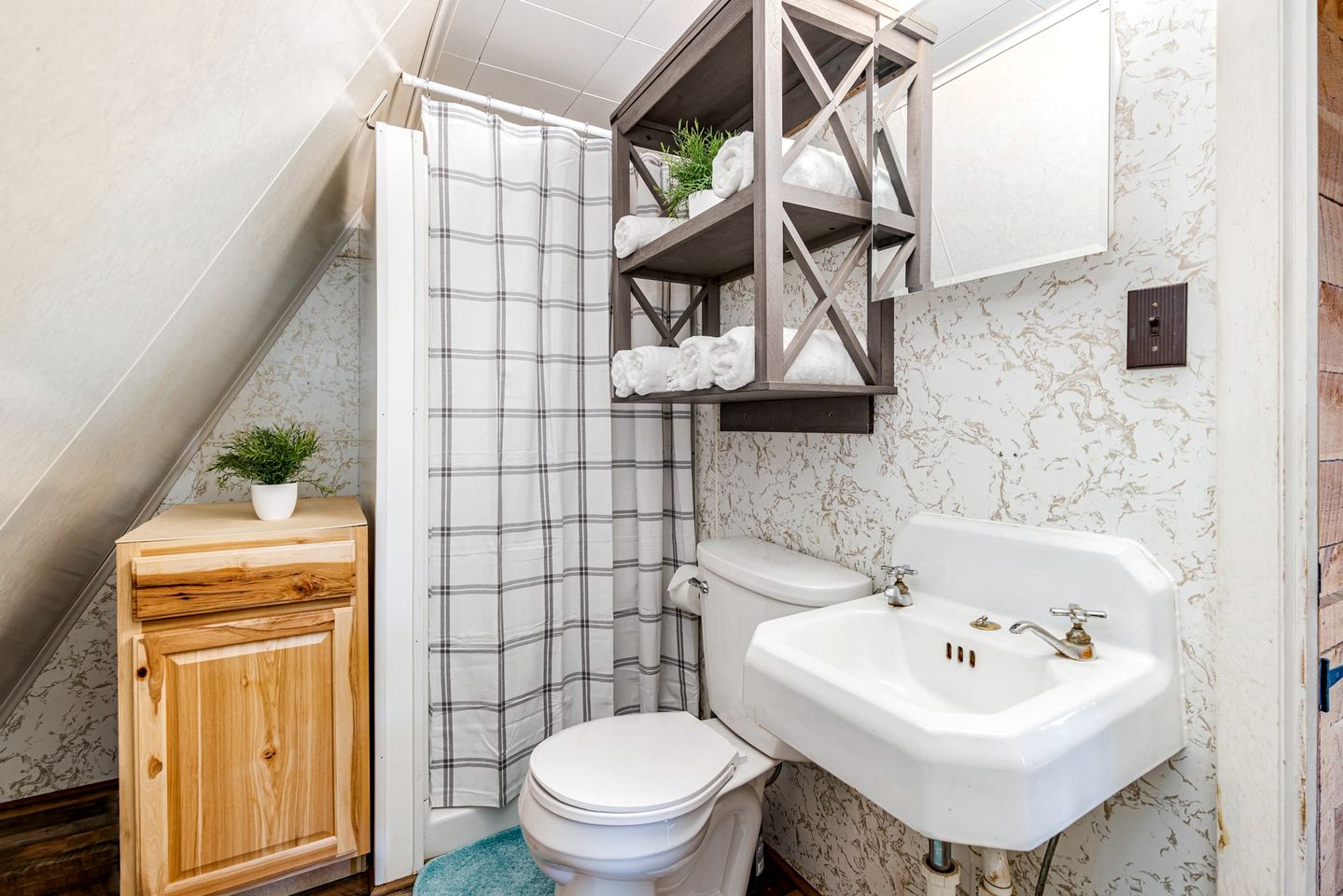 Traditional A-Frame Cabin with Stunning Views, Hot Tub, Deck, Grill and Fire Pit Near Cacapon State Park in Berkeley Springs, WV